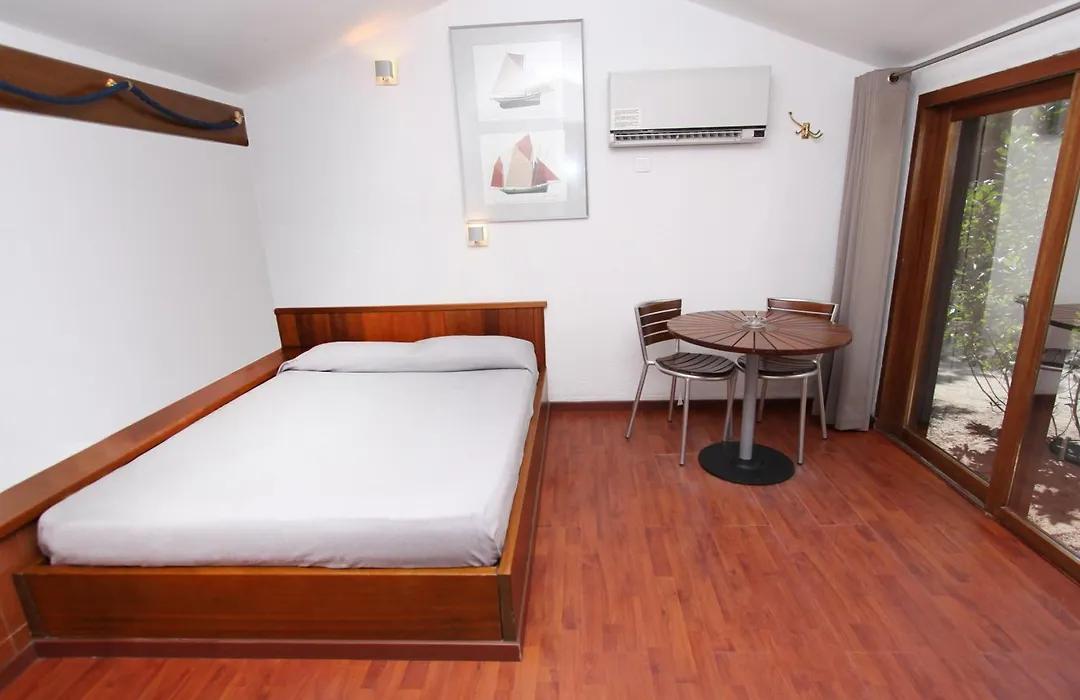 Residence Moby Dick - Location Meublee-1