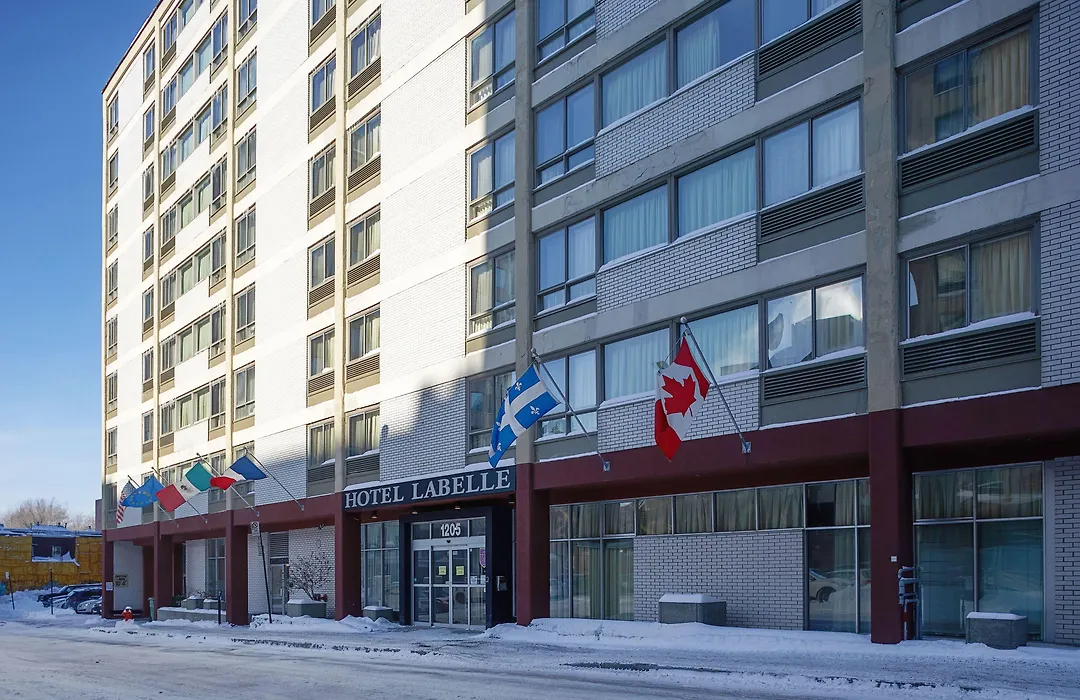 Hotel Les Suites Labelle-1