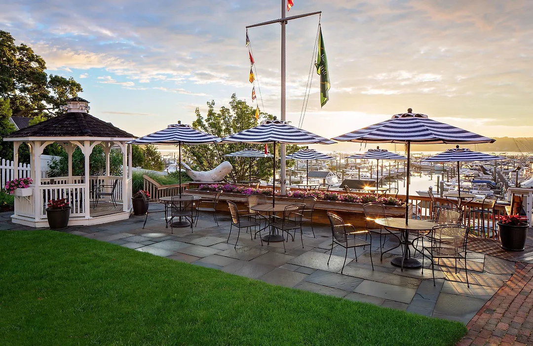Inn At Harbor Hill Marina-1