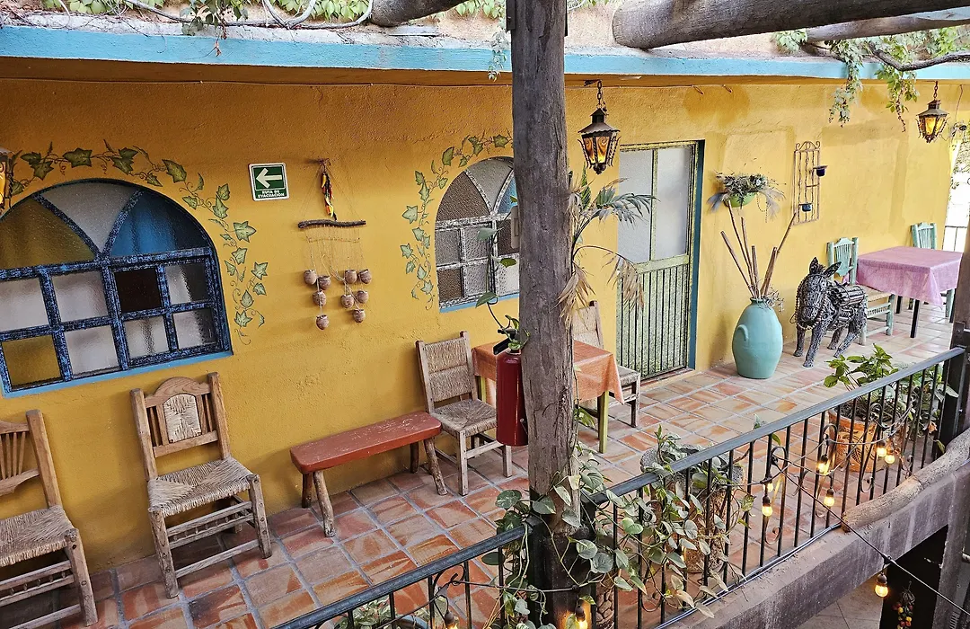 Cabo Inn-1