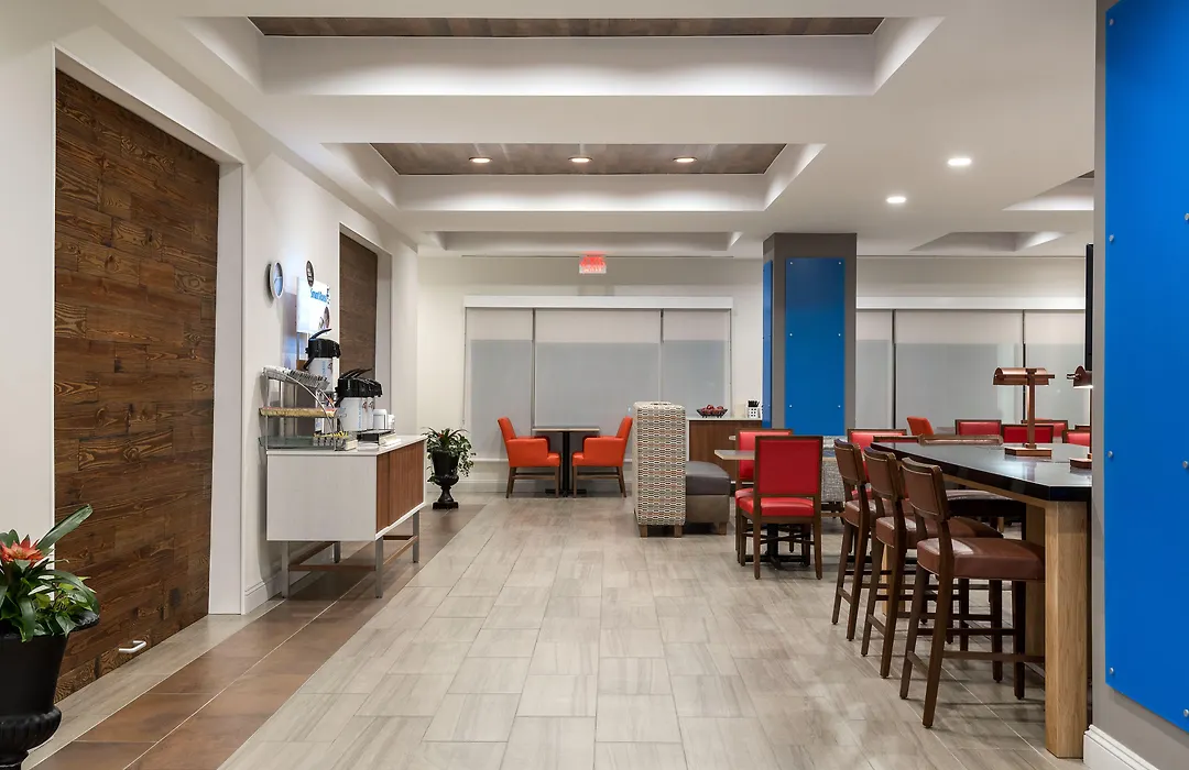 Holiday Inn Express & Suites Florence I-95 & I-20 Civic Ctr By Ihg-1