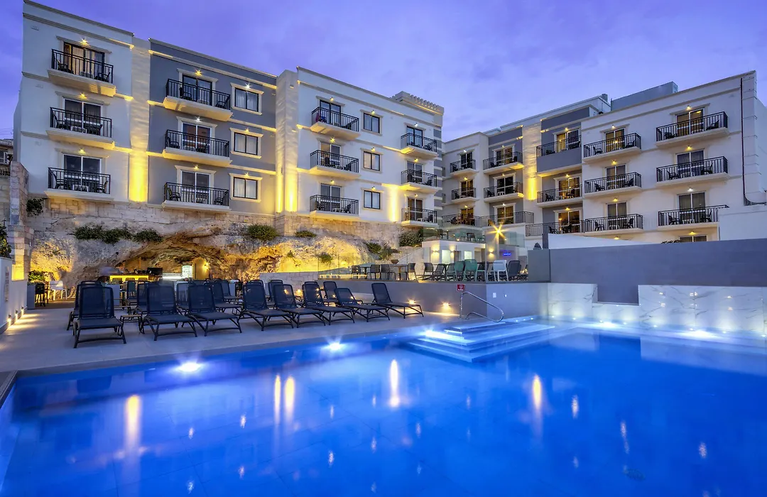 Pergola Hotel & Spa-1