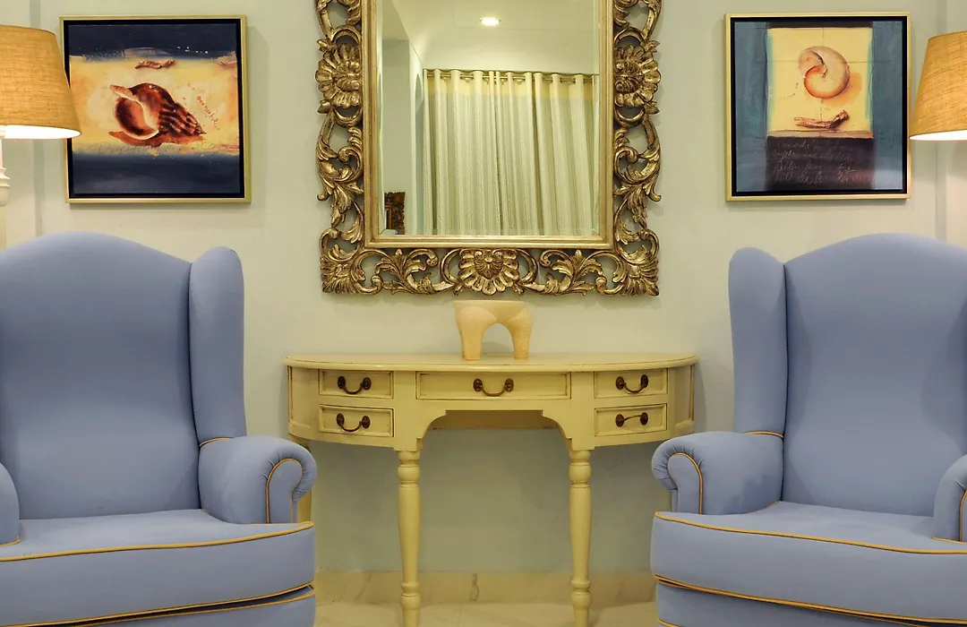 Alesahne Beach Hotel-1
