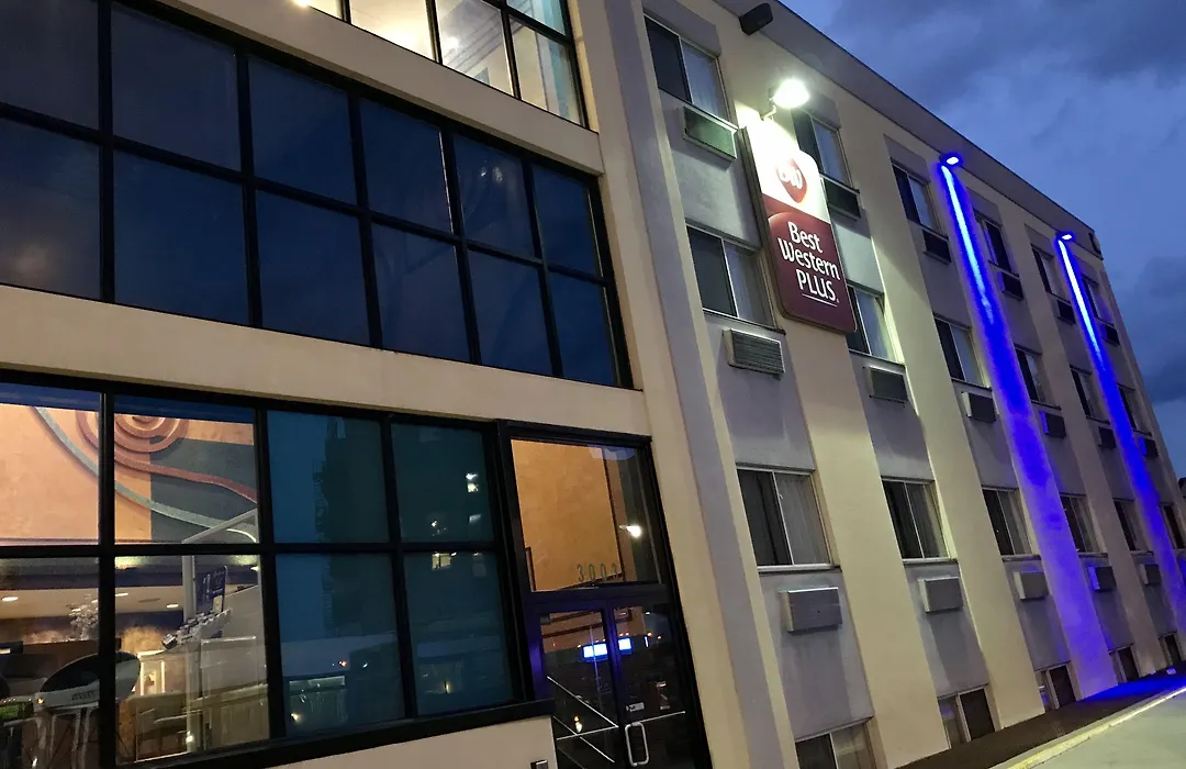 Best Western Plus Brooklyn Bay Hotel-1