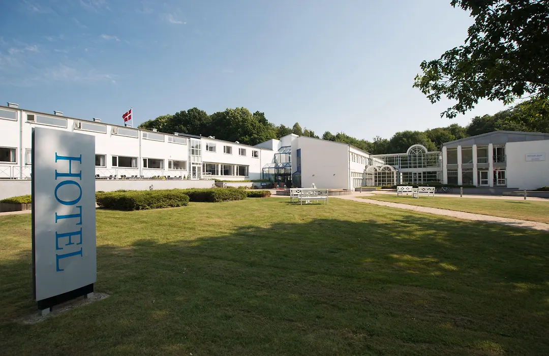 Hotel Juelsminde Strand-1