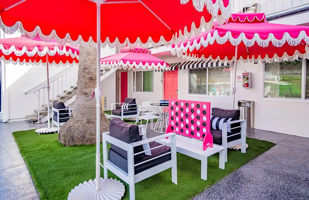 Santa Monica Hotel-1