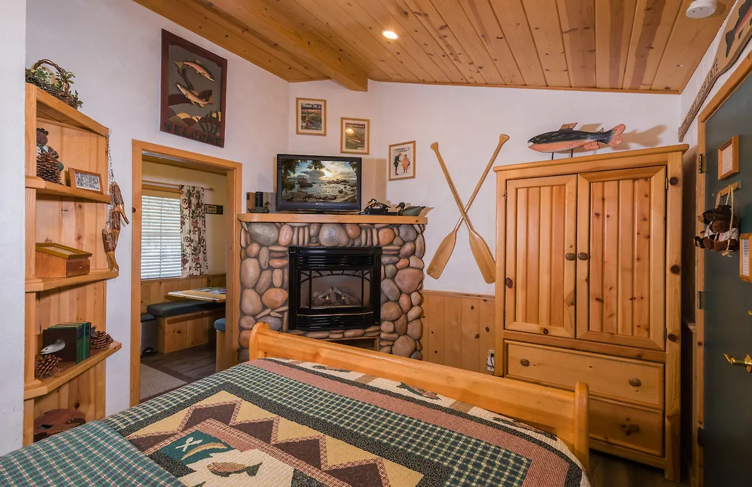 Fireside Lodge-1