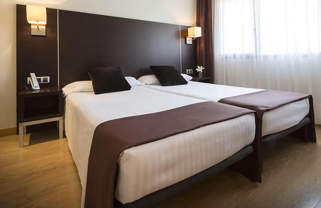 Hotel Plazaola-1