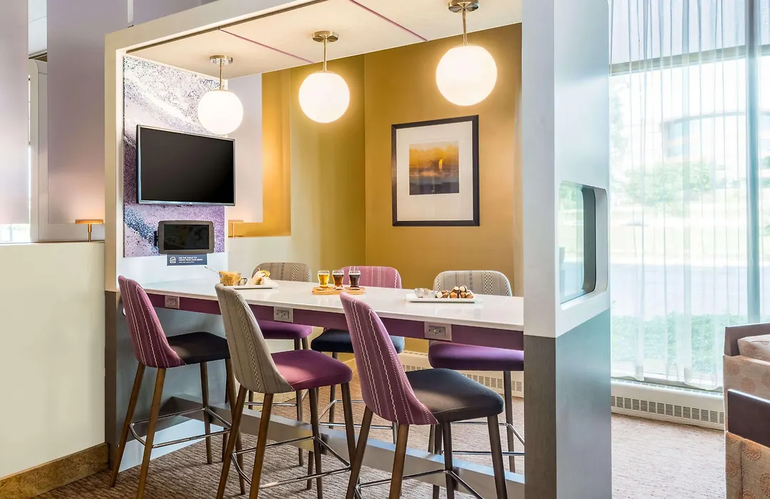 Sonesta Milwaukee West Wauwatosa-1