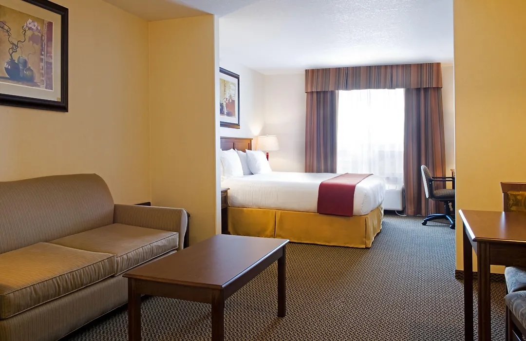 Holiday Inn Express & Suites Drayton Valley By Ihg-1