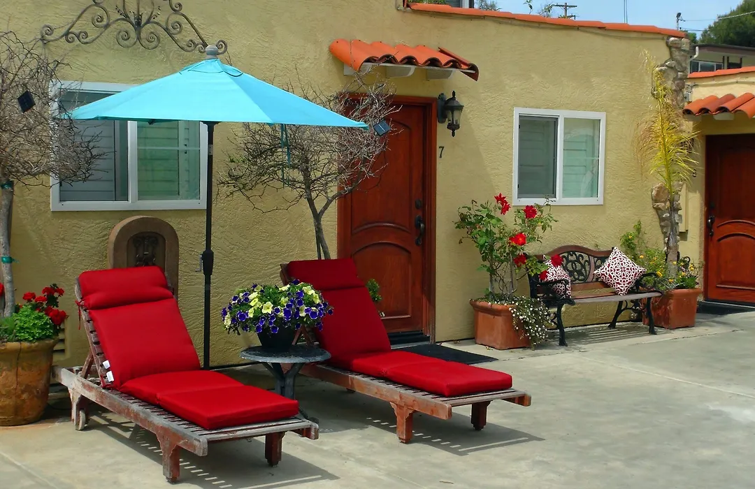 Leucadia Beach Inn-1