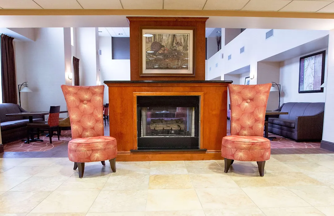 Hampton Inn & Suites Blairsville-1