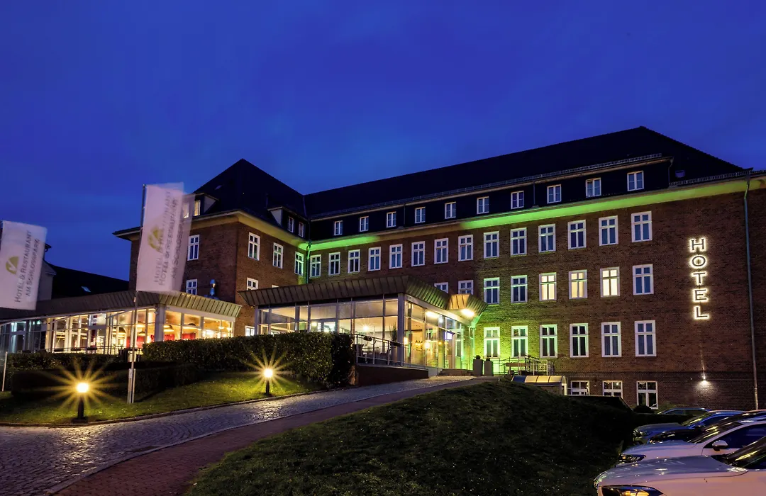 Hotel Am Schlosspark-1