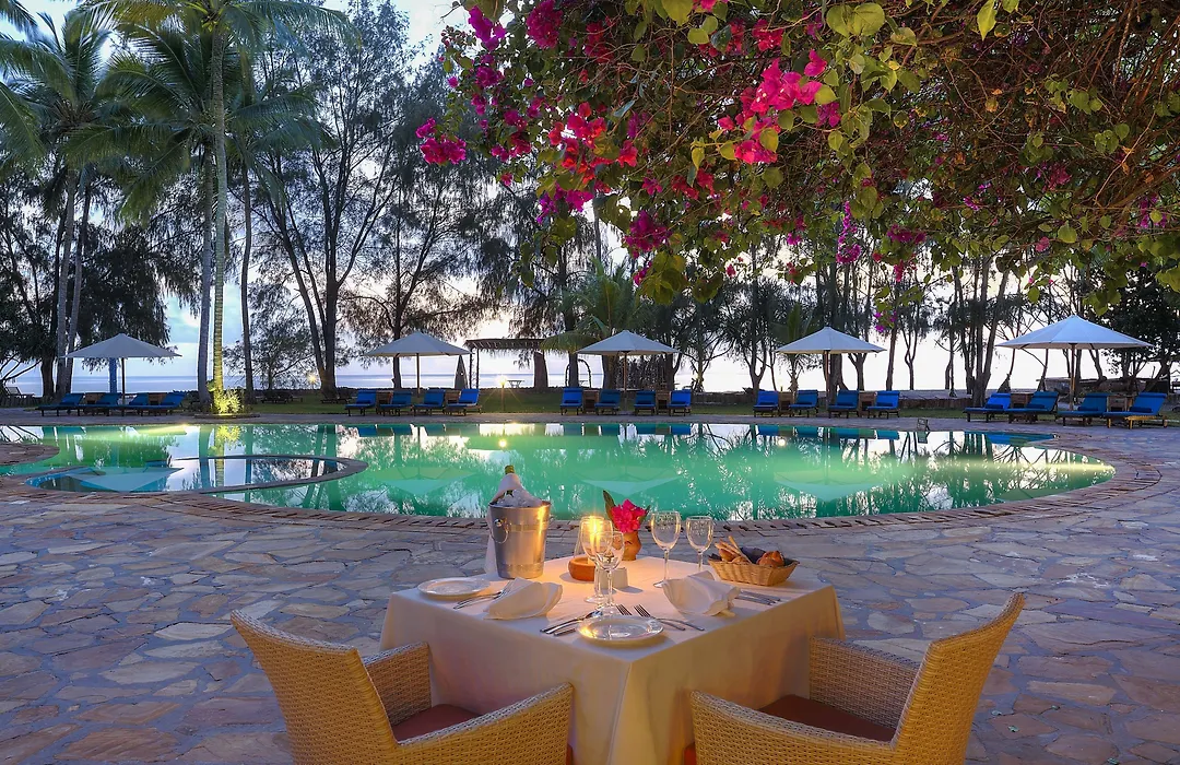 Bluebay Beach Resort & Spa-1