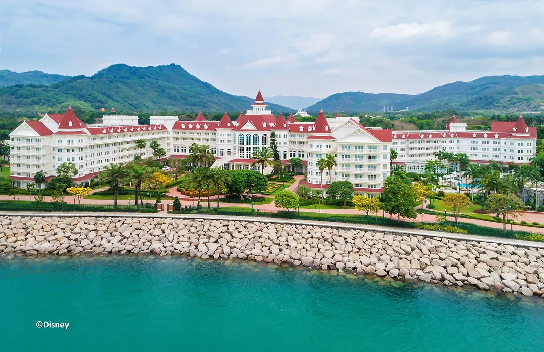 Hong Kong Disneyland Hotel-1