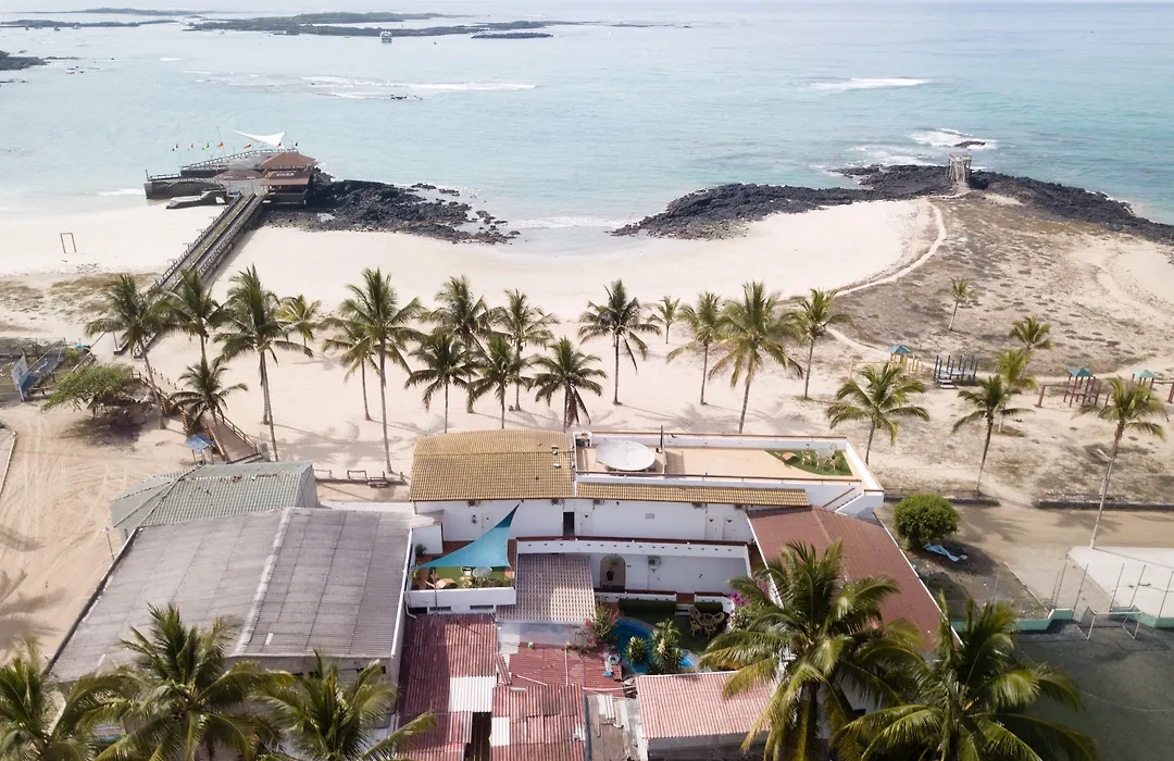 Hotel Albemarle Galapagos Beachfront-1