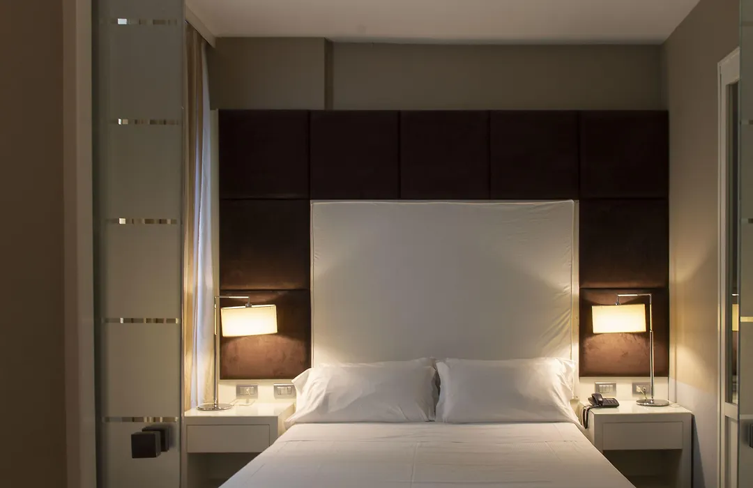 4 Viale Masini Hotel-1