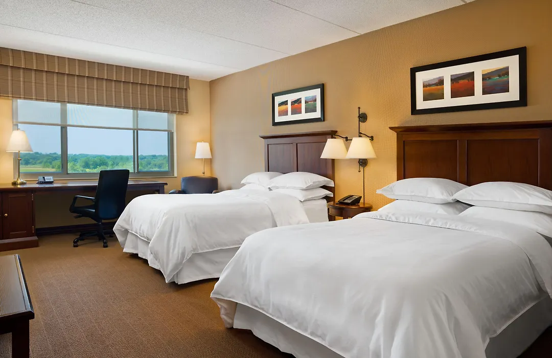 Sheraton St Paul Woodbury Hotel-1
