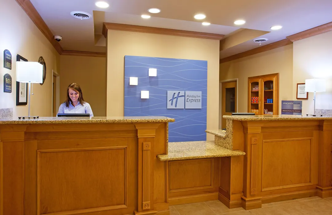 Holiday Inn Express Hotel & Suites Chesterfield - Selfridge Area By Ihg-1