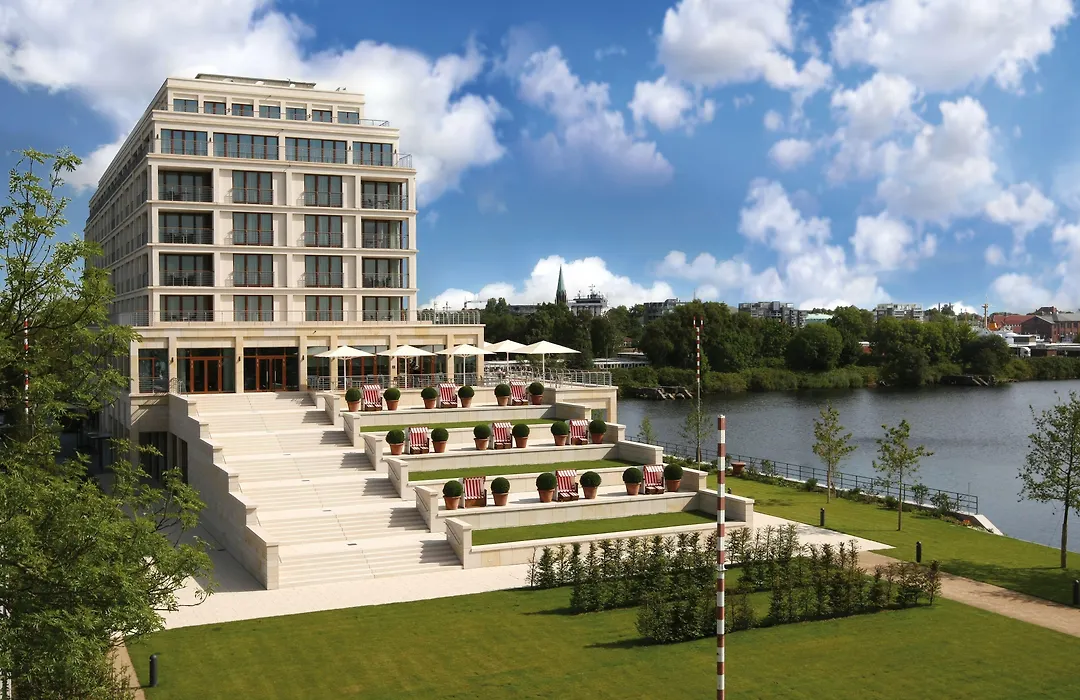 Atlantic Hotel Wilhelmshaven-1