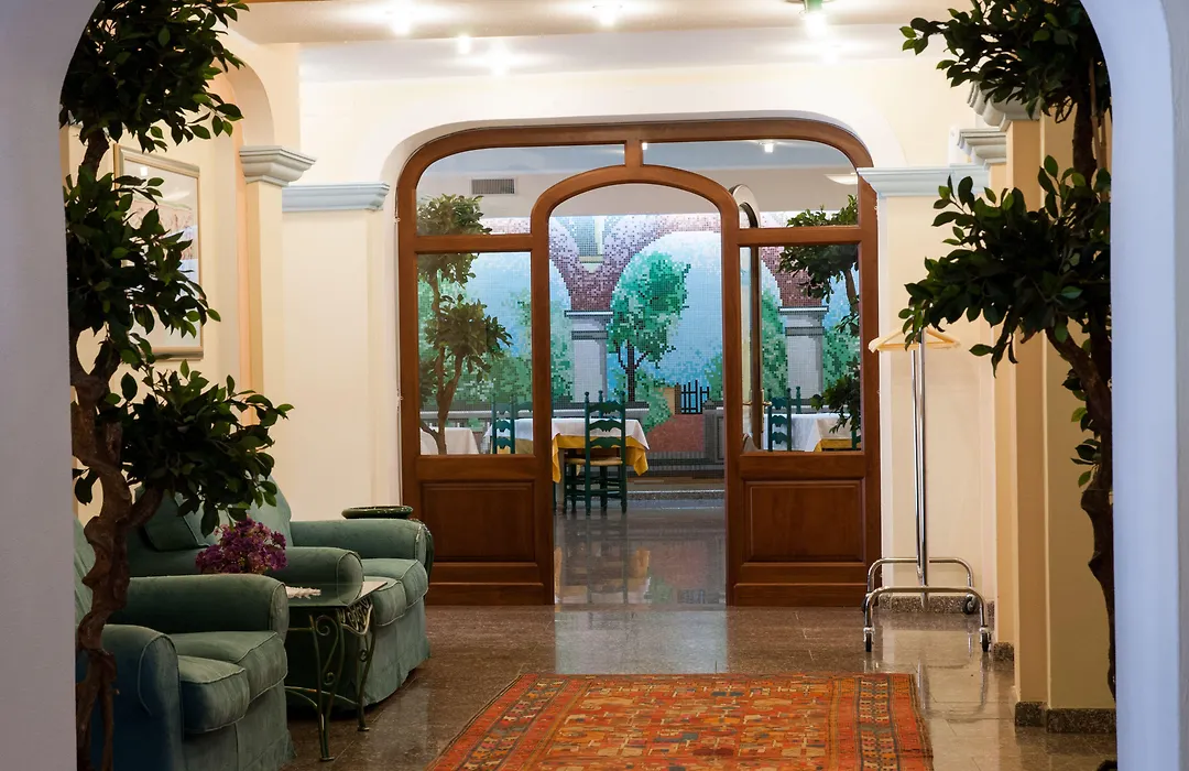 Hotel Maria Rosaria-1