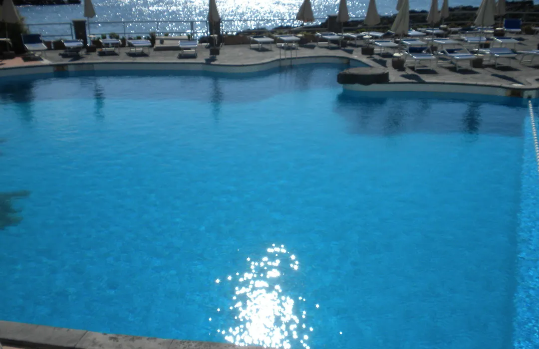 Arathena Rocks Hotel-1