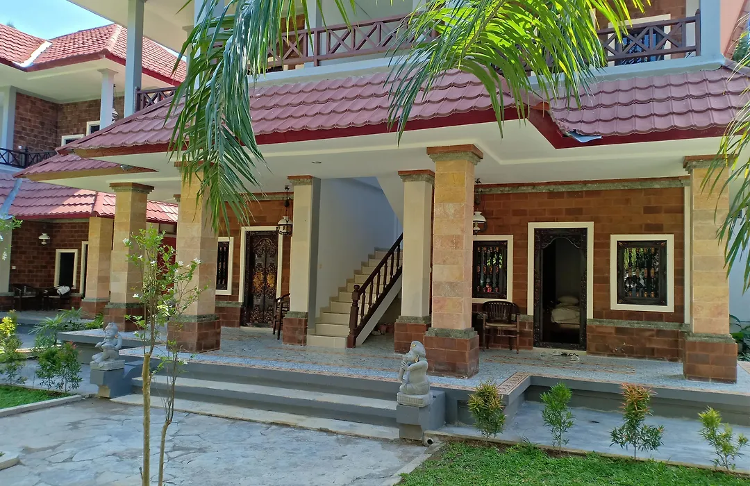 Puri Saron Senggigi Hotel-1