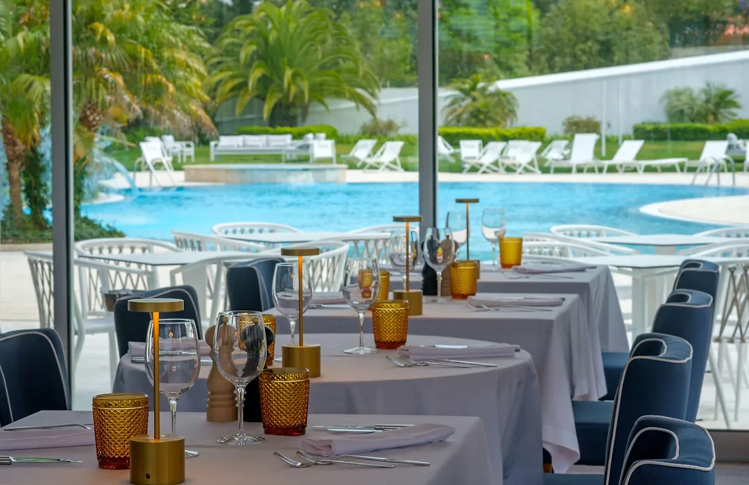 Malibu Foz Hotel - La Maison Younan-1