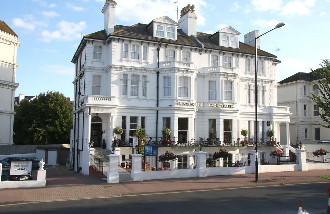 Oyo Devonshire Park Hotel-1