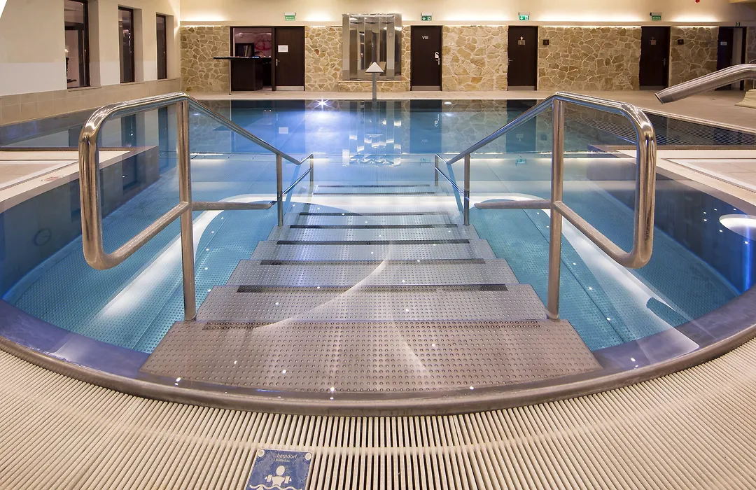 Krol Kazimierz Hotel & Spa-1