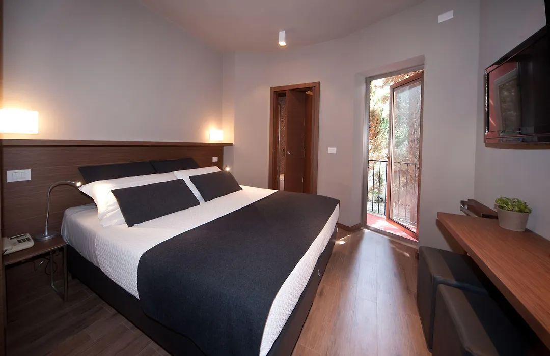 Hotel Carla-1