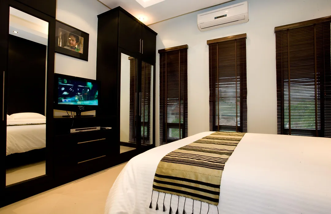 Palm Grove Resort, Pattaya-1