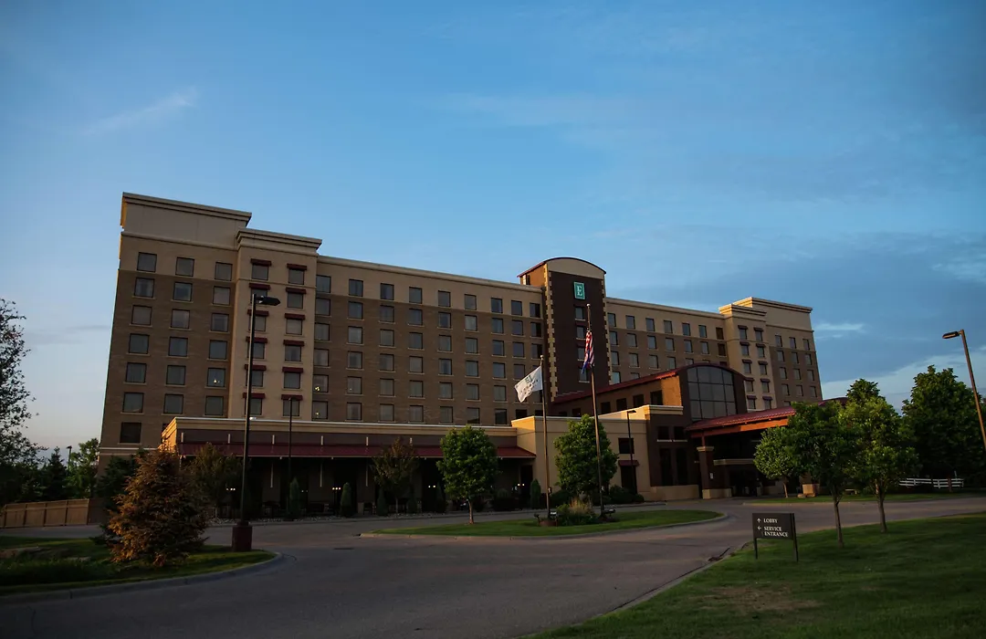Embassy Suites By Hilton Minneapolis North-1
