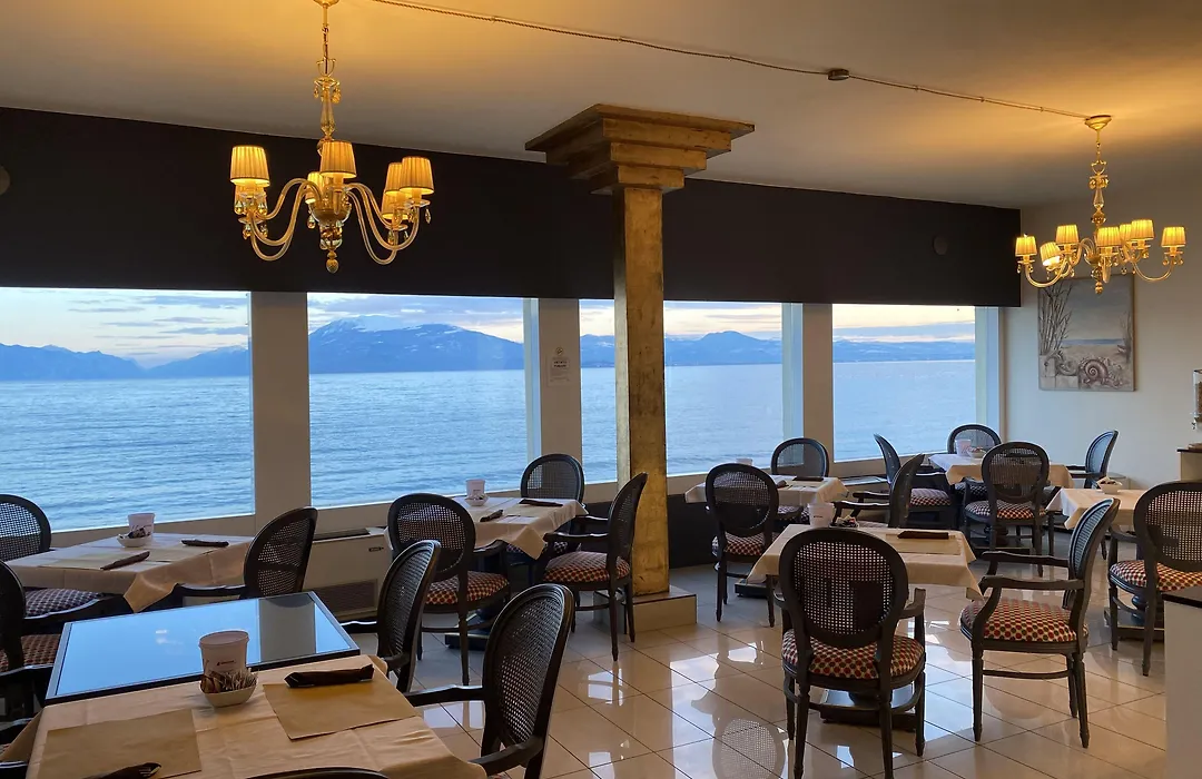 Hotel Estee-1