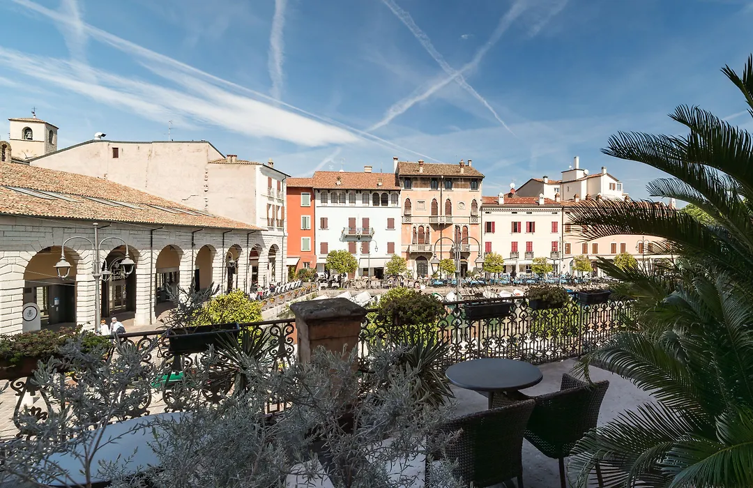 Hotel Piroscafo-1
