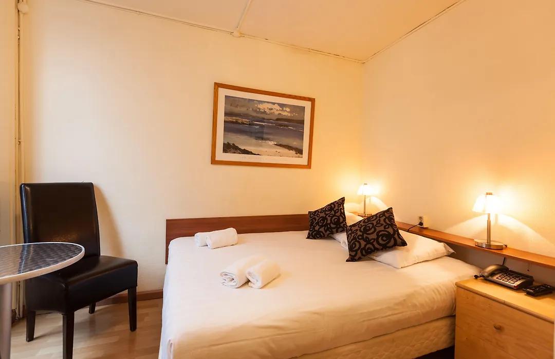 The Townhouse Hotel-1