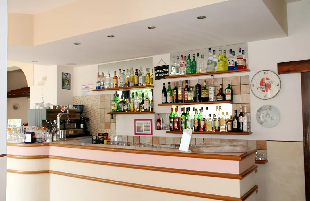 Hotel Jolie-1