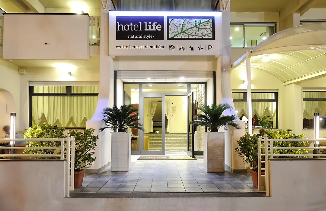 Hotel Life-1