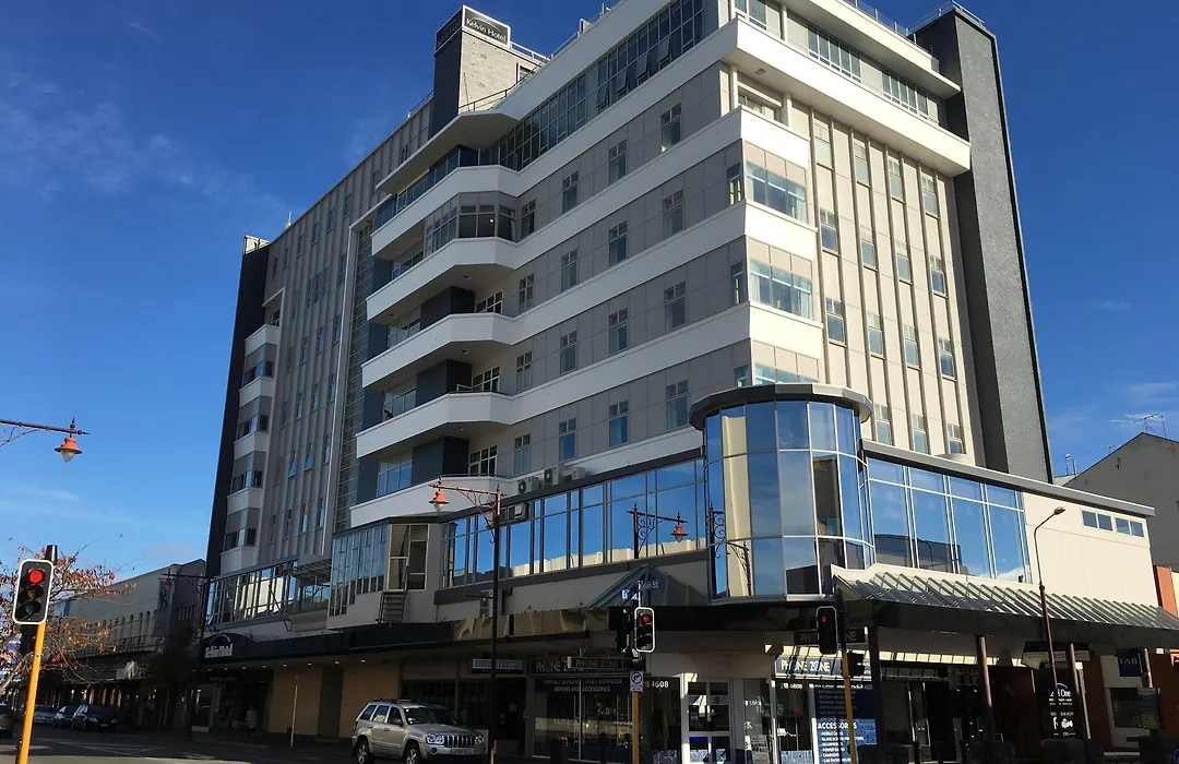 Kelvin Hotel-1