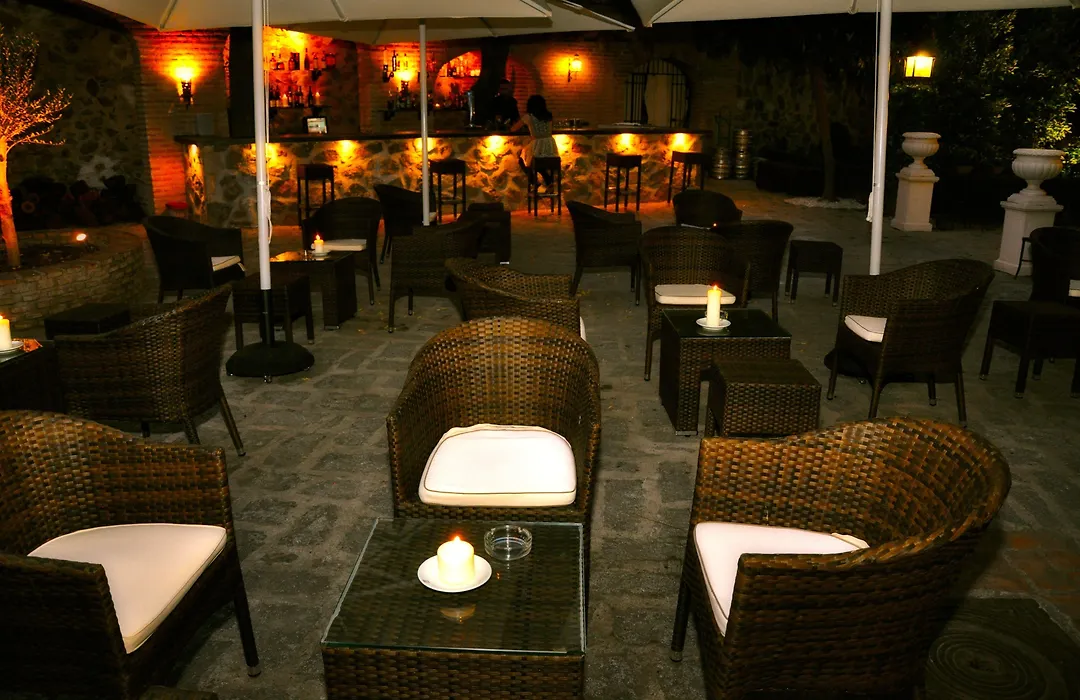 Hotel Hacienda Del Cardenal-1