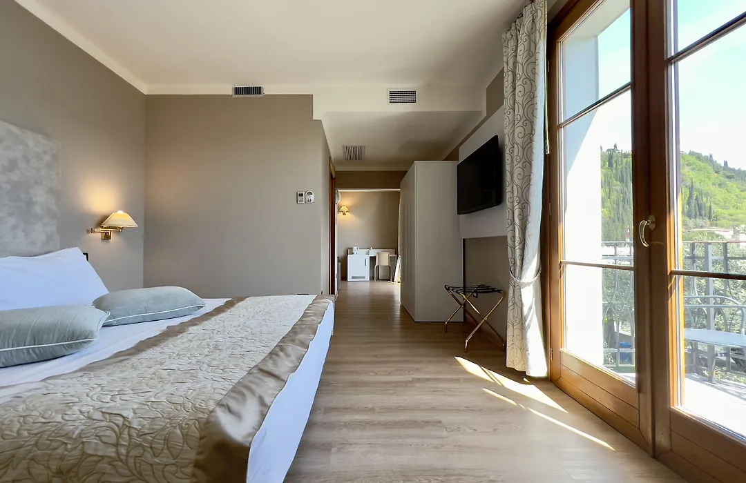 Hotel Villa Maria Au Lac - Estella Hotels Italia-1