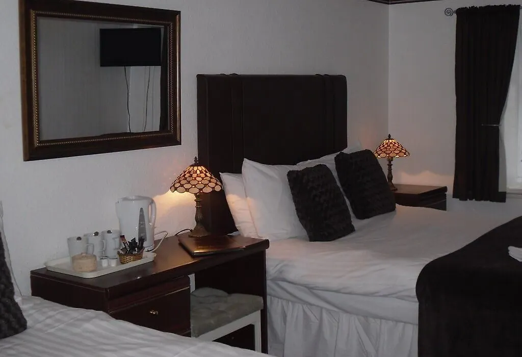 Richmond Hotel-1