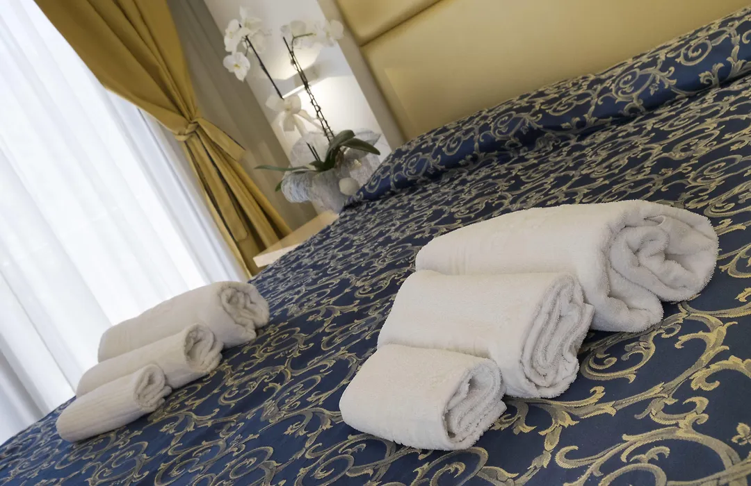 Hotel Ambassador-1