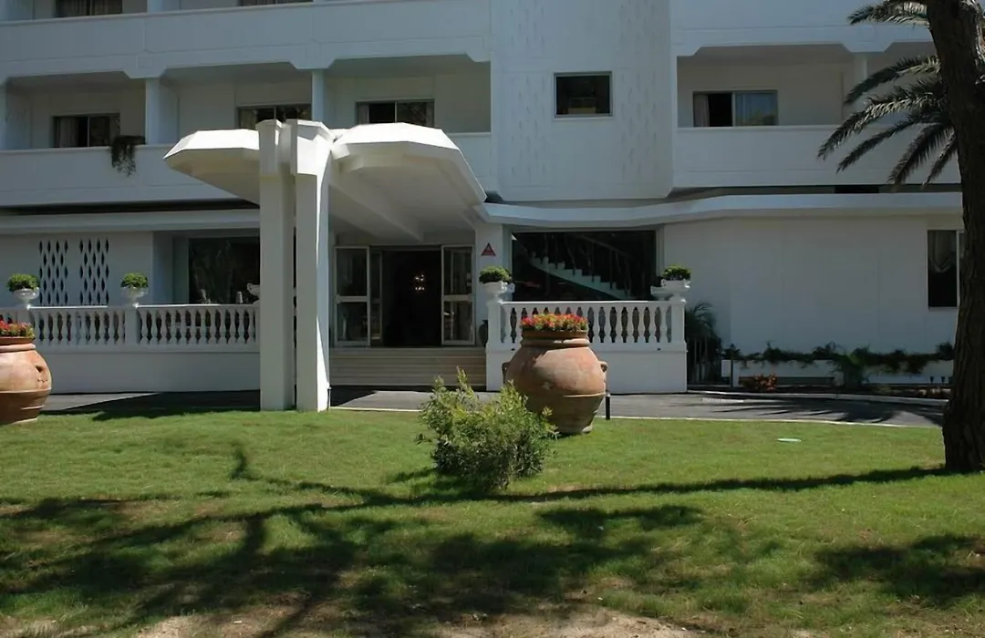 Domizia Palace Hotel-1