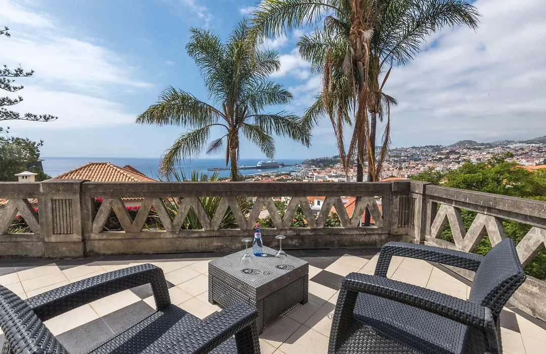 Arts In Hotel Conde Carvalhal-1