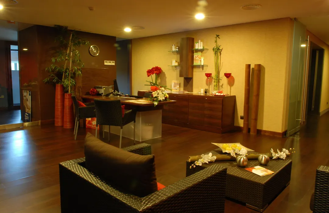 H2Otel Congress & Medical Spa-1