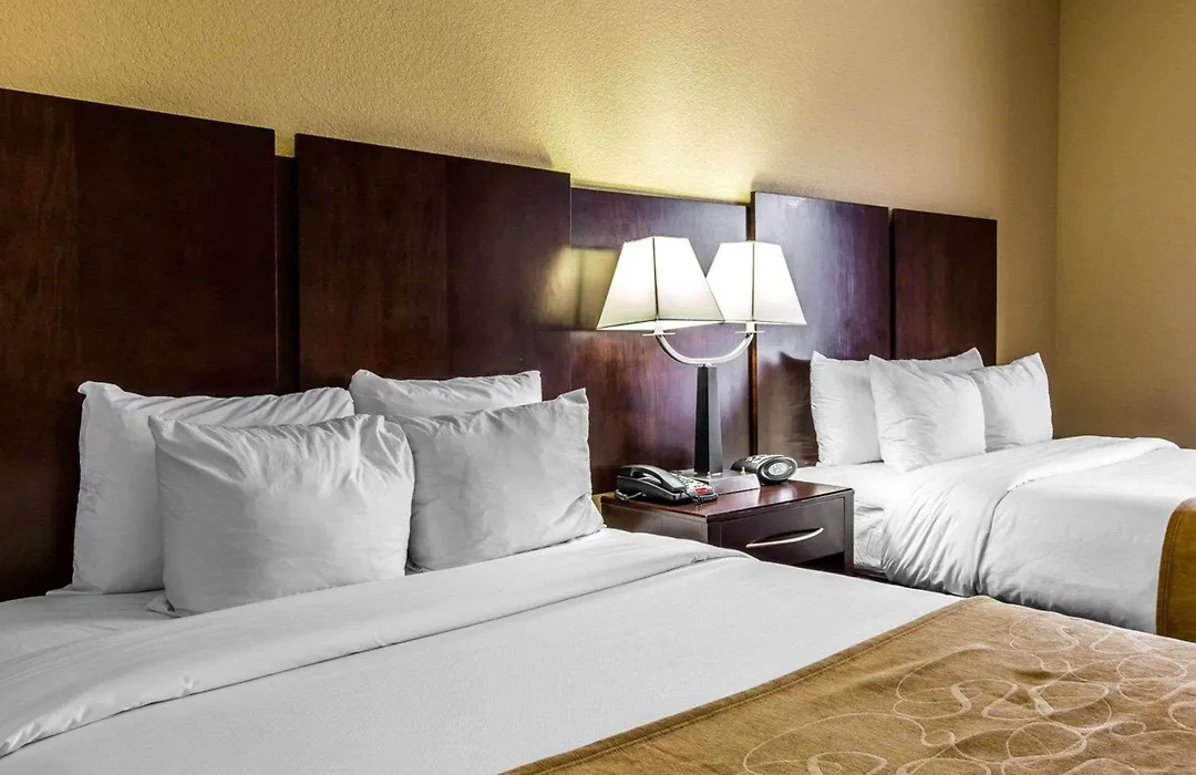 Comfort Suites Waycross-1