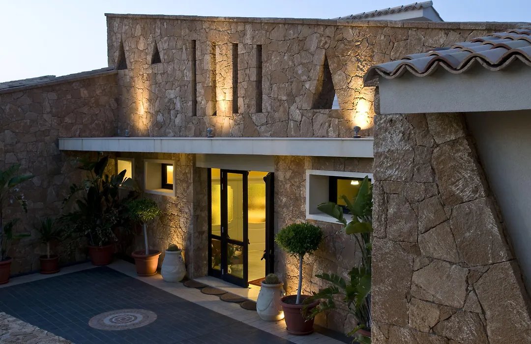 Hotel Capo Campolato-1