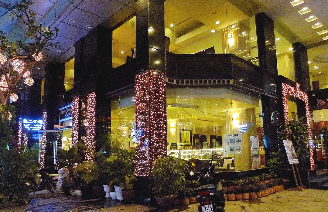 Asia Paradise Hotel-1