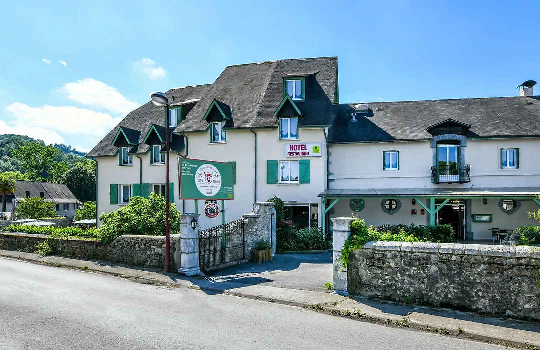 Logis L'Auberge De L'Etable-1